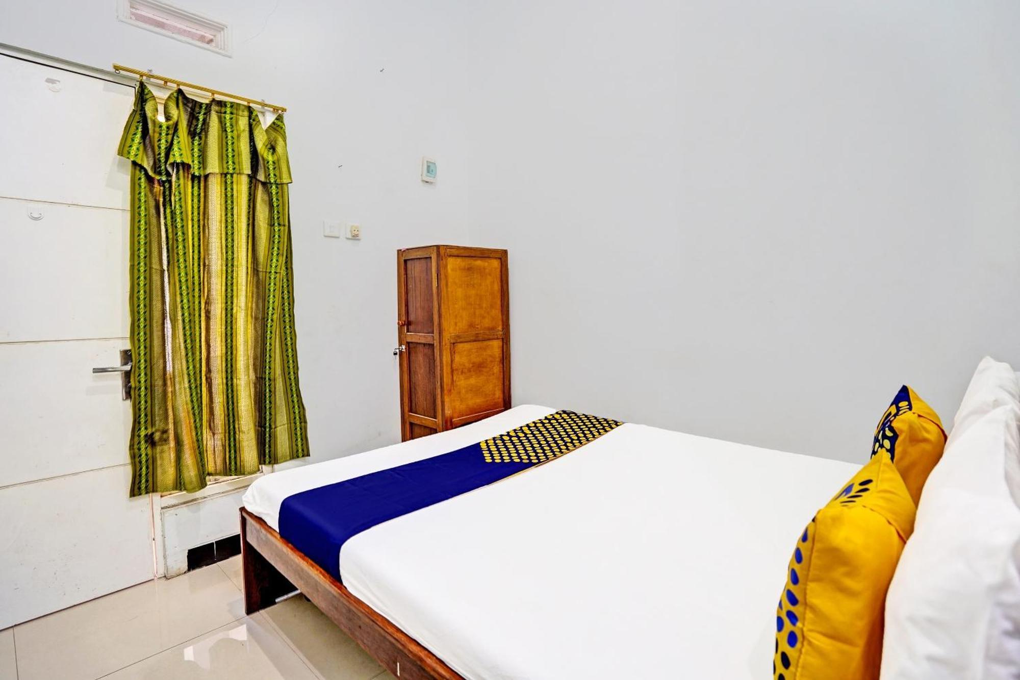 Oyo Life 91866 Paradise Ok Kost Syariah Mojokerto 외부 사진