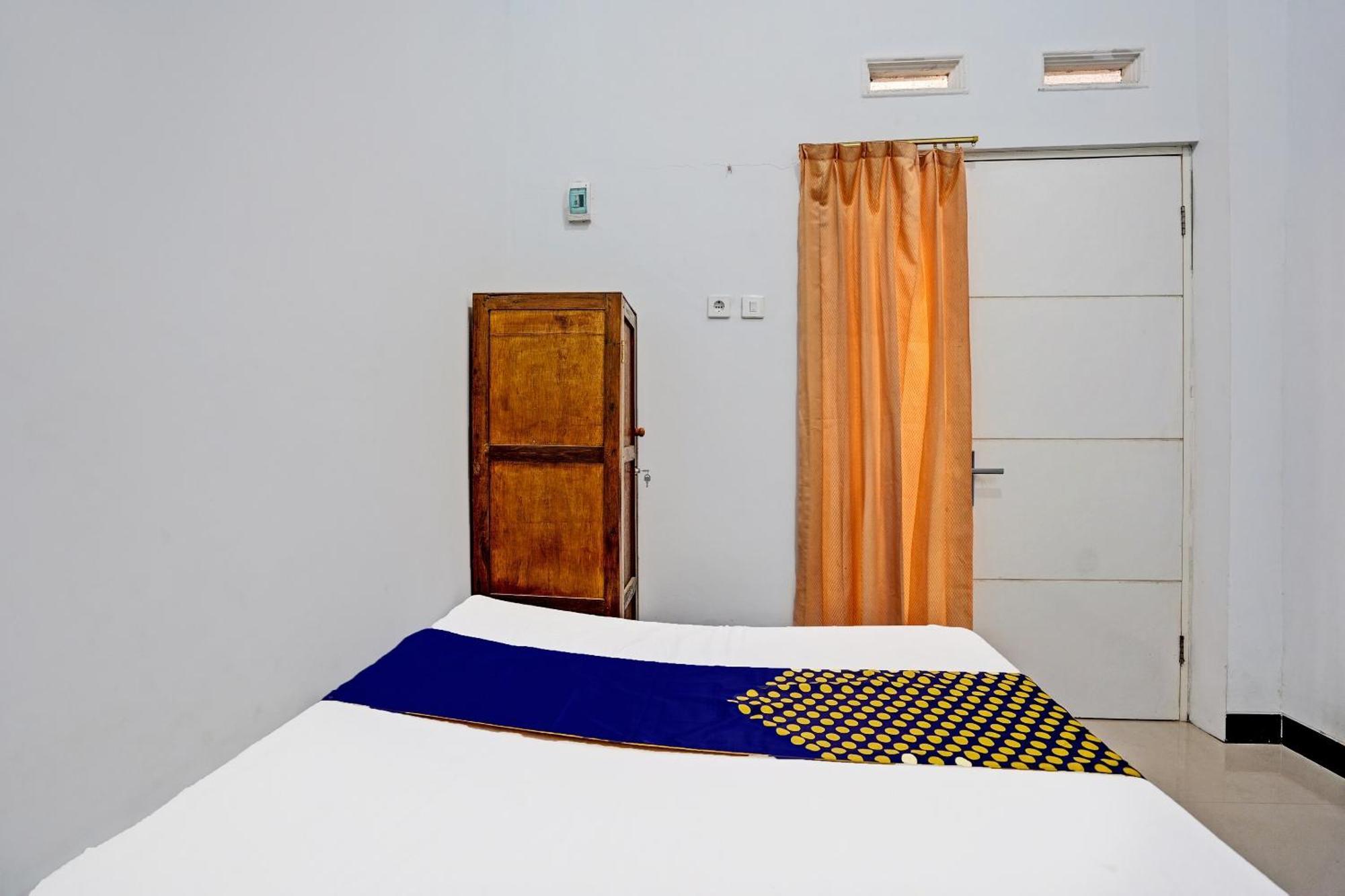 Oyo Life 91866 Paradise Ok Kost Syariah Mojokerto 외부 사진